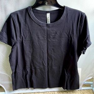 Lululemon Classic Fit Cotton Blend Tee